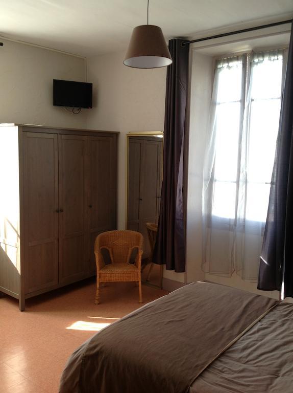 Hotel Restaurant Les Oliviers นียงส์ ห้อง รูปภาพ