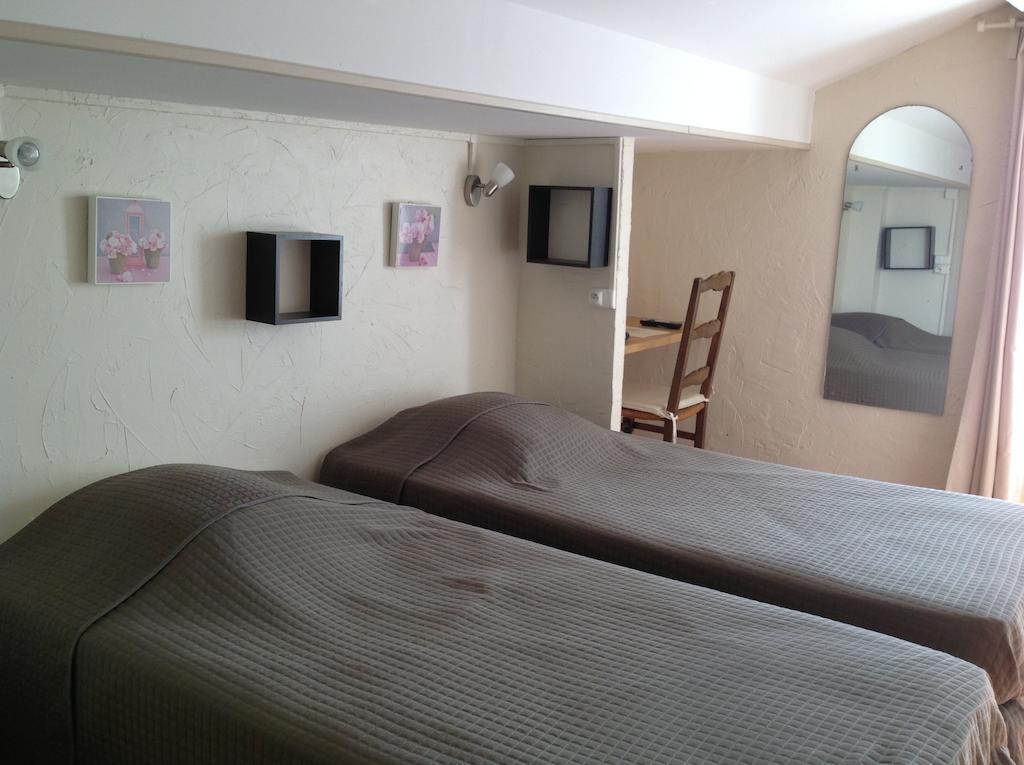 Hotel Restaurant Les Oliviers นียงส์ ห้อง รูปภาพ